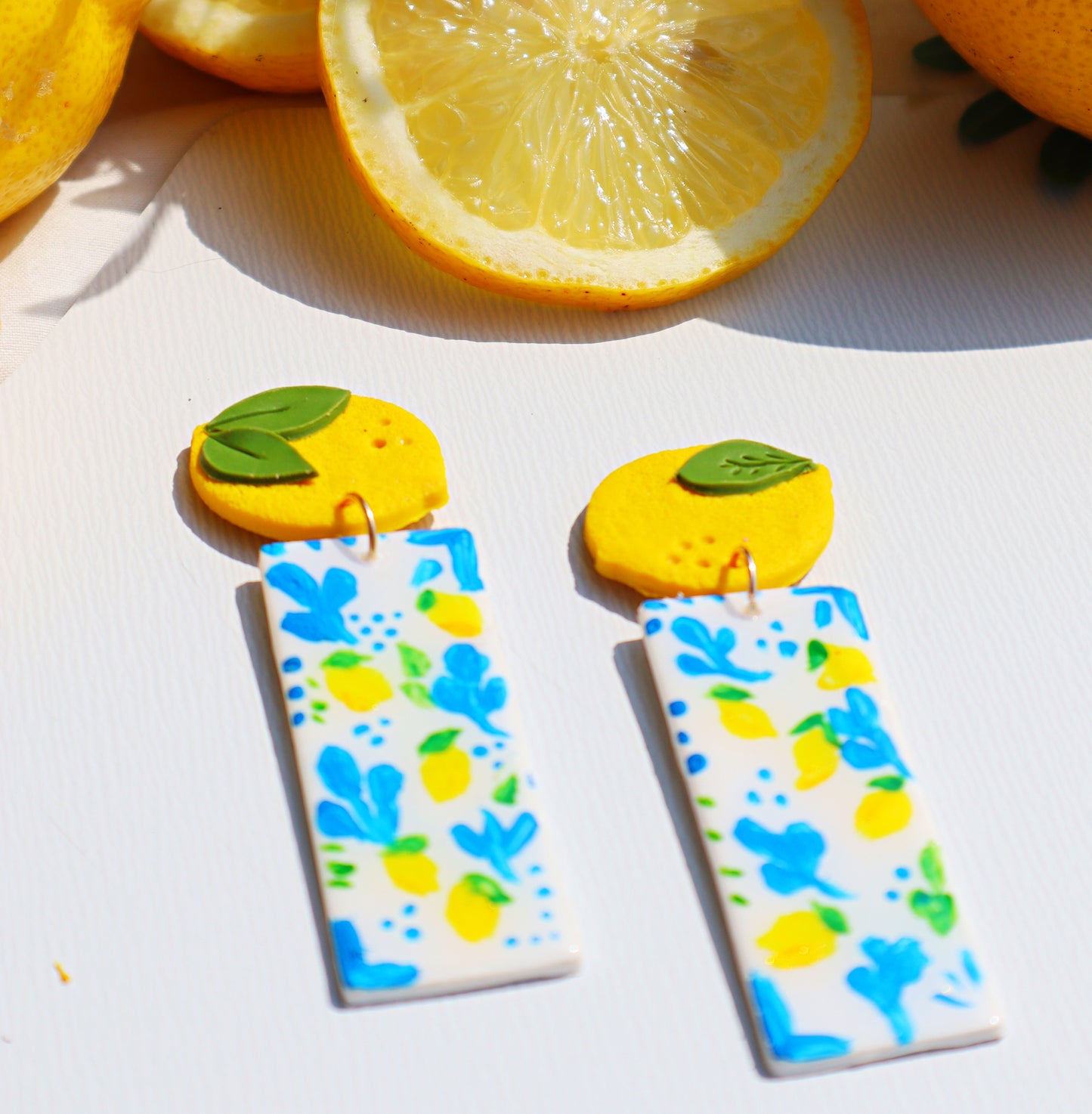 "Azul e Limone" -Dolce vita-Inspired Polymer Clay Earrings- Citronella- - Bijoux faits main en France – Créations artisanales uniques | Andreina Clay