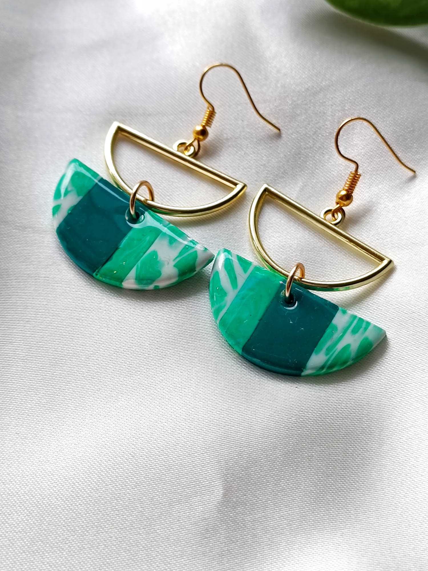 Coated marble (Emerald green marble) - Summer Polymer Clay Earrings