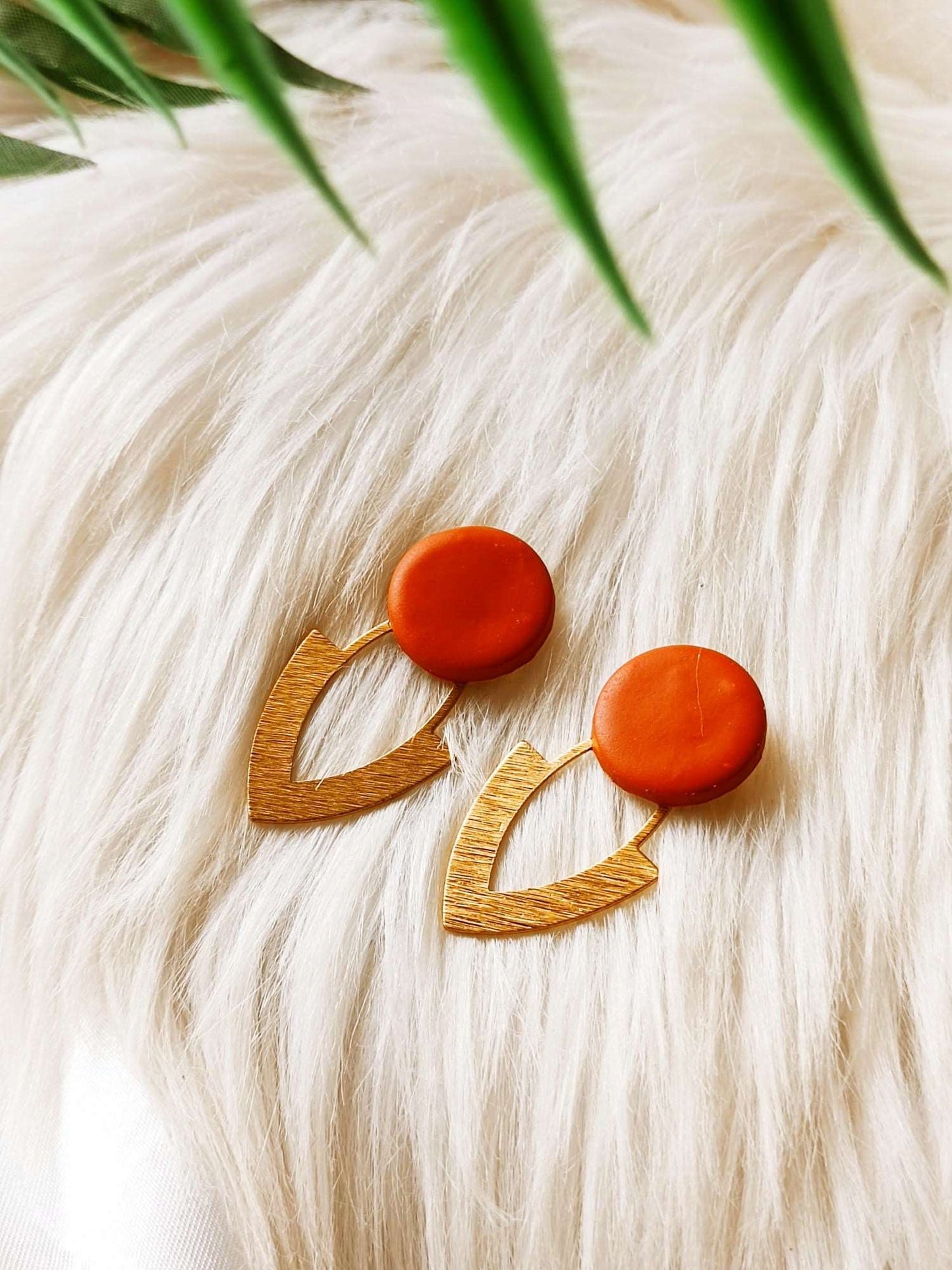 Terracotta Polymer clay earrings - LEONA - Terracotta minimalist earrings with charms