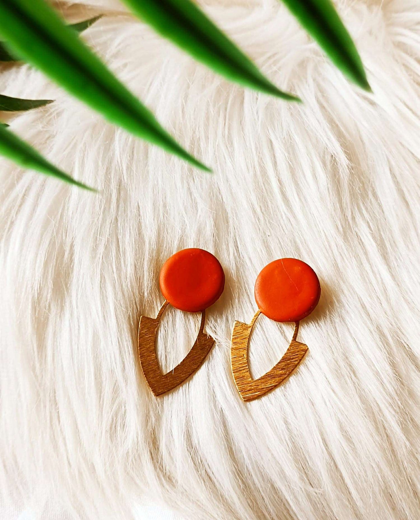 Terracotta Polymer clay earrings - LEONA - Terracotta minimalist earrings with charms