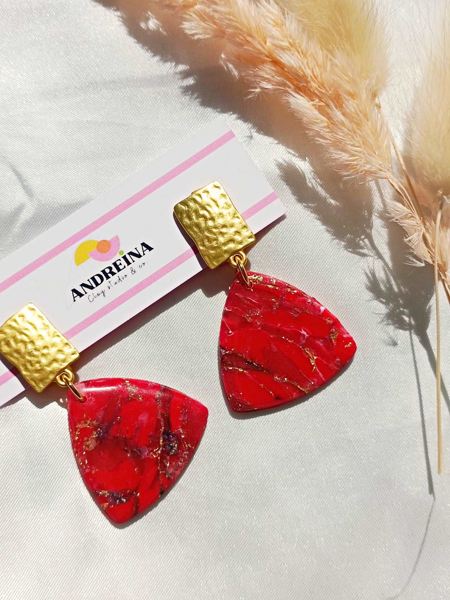 Ruby-Inspired Polymer Clip-On Earrings: Stainless Steel Fermoir, Faux Gemstone Design – Stylish, Hypoallergenic Jewelry for Fashion Enthusiasts!