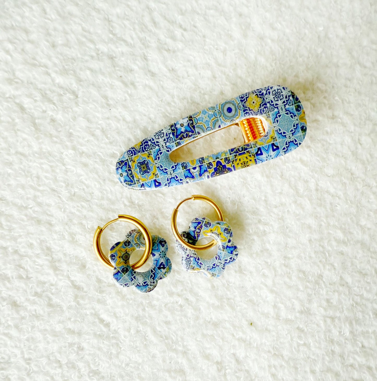 Match Parfait — Bleu Lisbonne 💙 Fleur- Bijoux faits main en France – Créations artisanales uniques | Andreina Clay