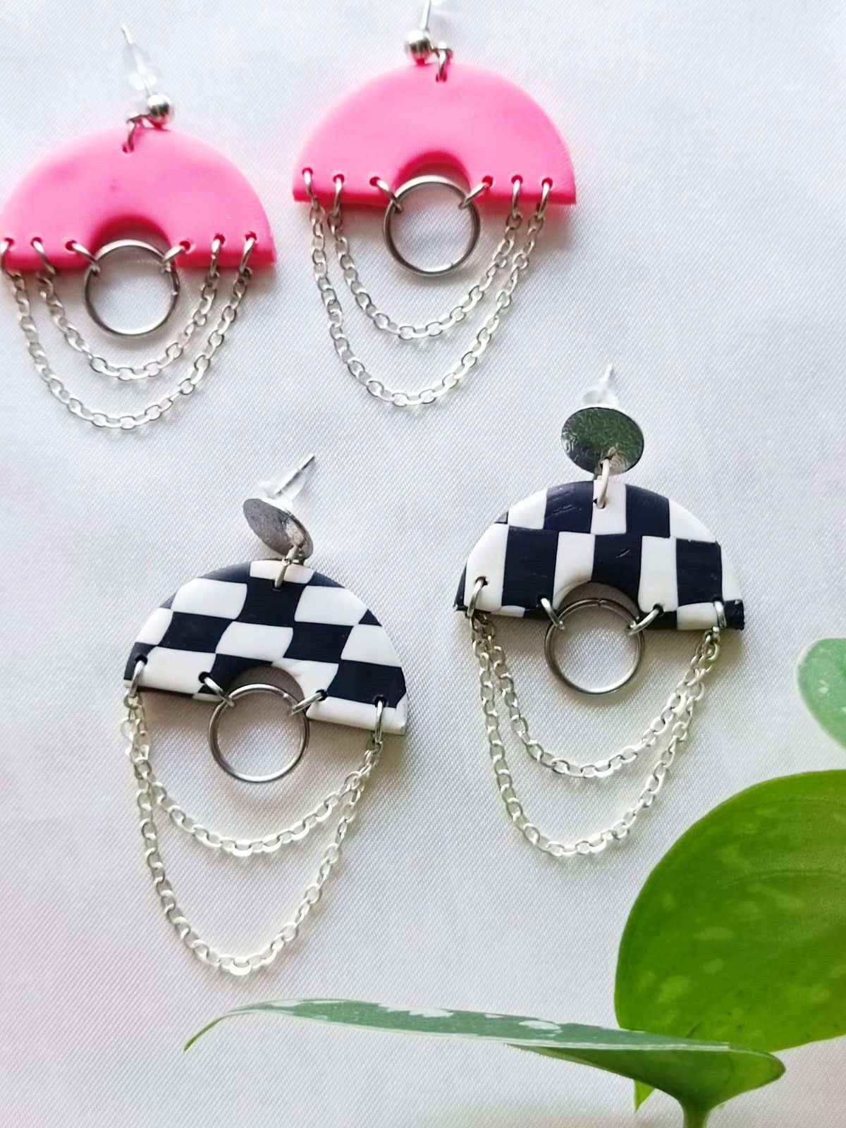 Chained black and white checkered Polymer clay earrings - SEPTUM