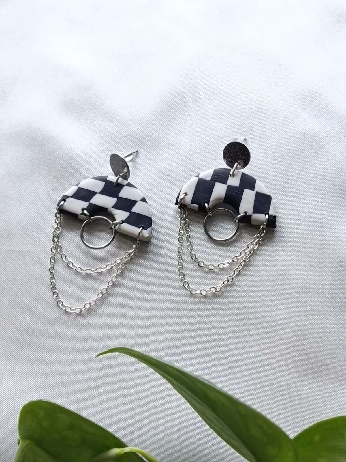 Chained black and white checkered Polymer clay earrings - SEPTUM