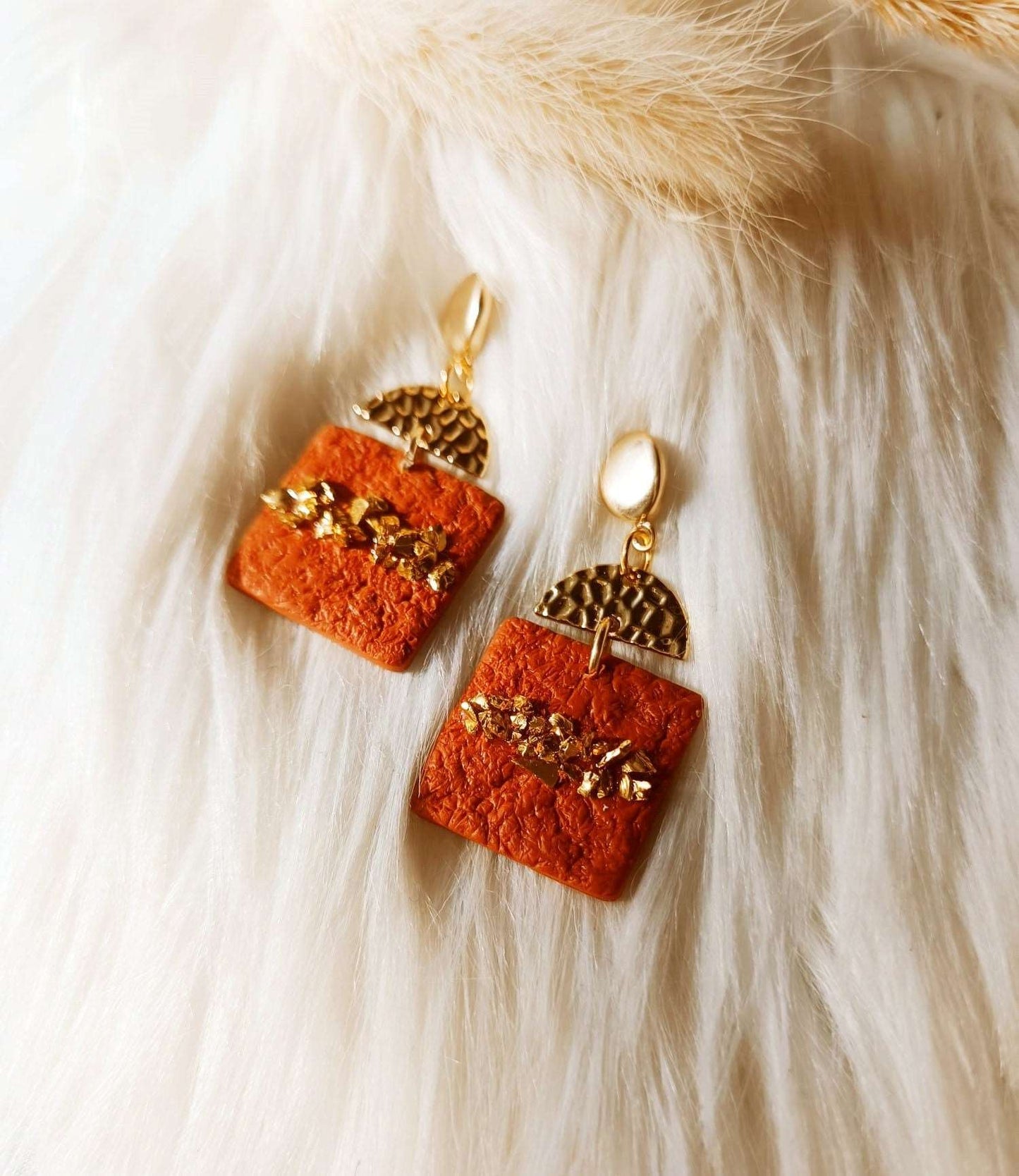 Terracotta Minimalist Polymer clay earrings - BASTET- Terracotta textured earrings with crushed crystals - Boho clay earrings –Gifts for her