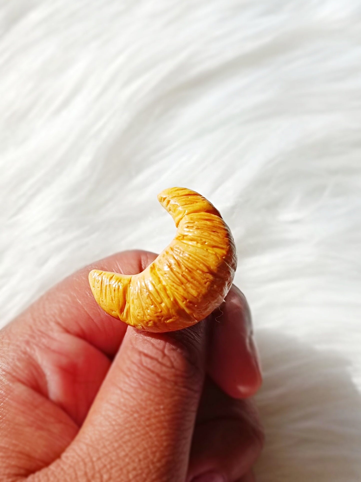 croissant food ring, dessert jewelry, bread pastry, weird jewelry, faux food polymer clay ring, cute realistic fake food ring